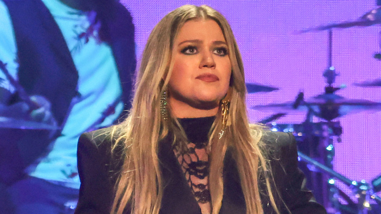 Kelly Clarkson at the 2023 iHeartRadio Music Festival